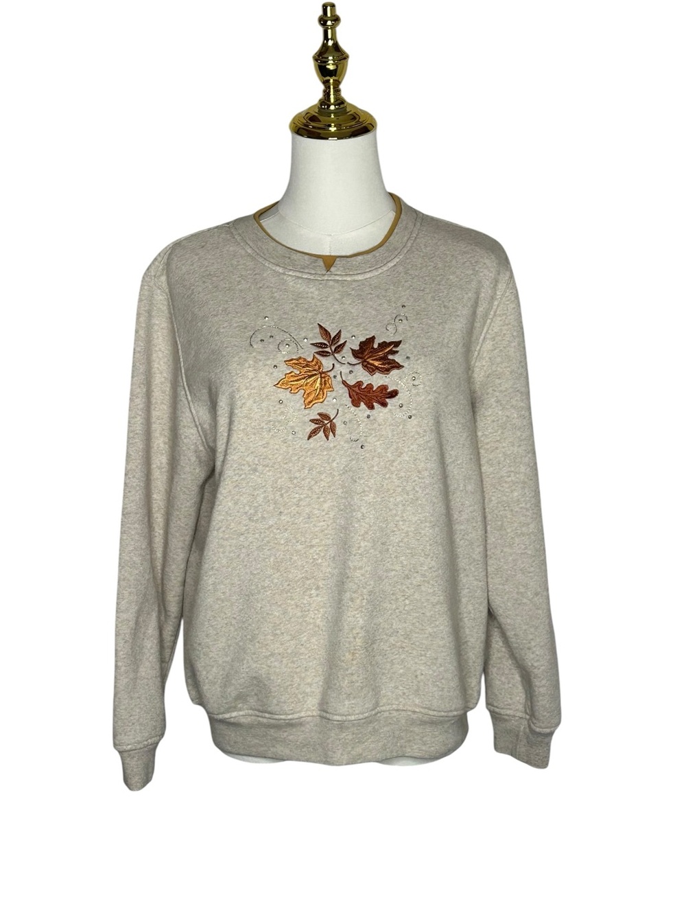 Hasting & Smith Vintage Embroidered
Fall Leaf Sweatshirt Beige 90s
Grannycore